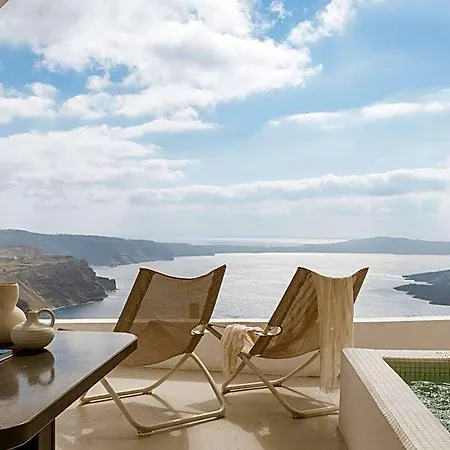 Aqua Luxury By Nomee Hospitality Group
