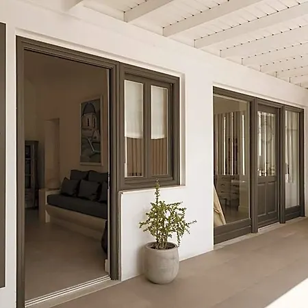 Aqua Luxury By Nomee Hospitality Group