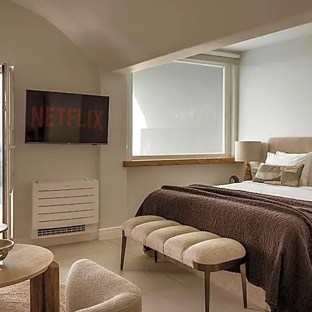 Aqua Luxury By Nomee Hospitality Group 5*